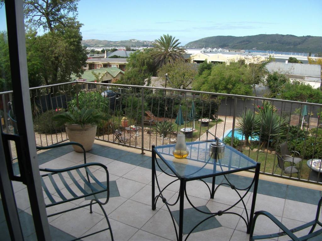 Aestas Bed & Breakfast Knysna Rum bild
