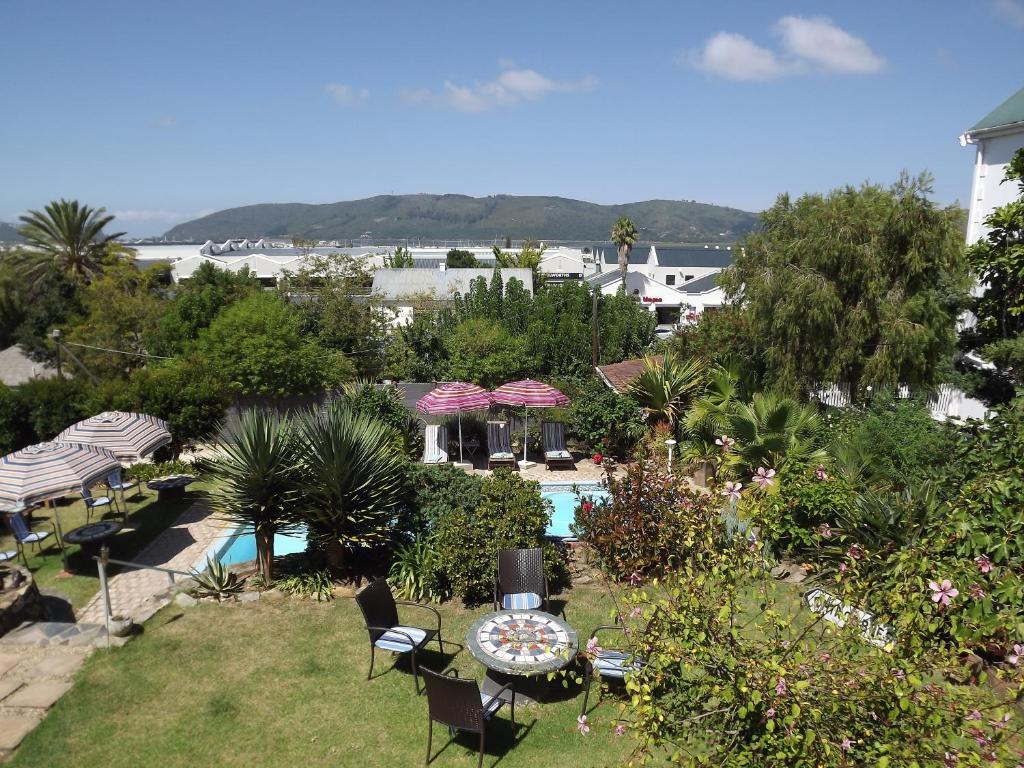 Aestas Bed & Breakfast Knysna Rum bild