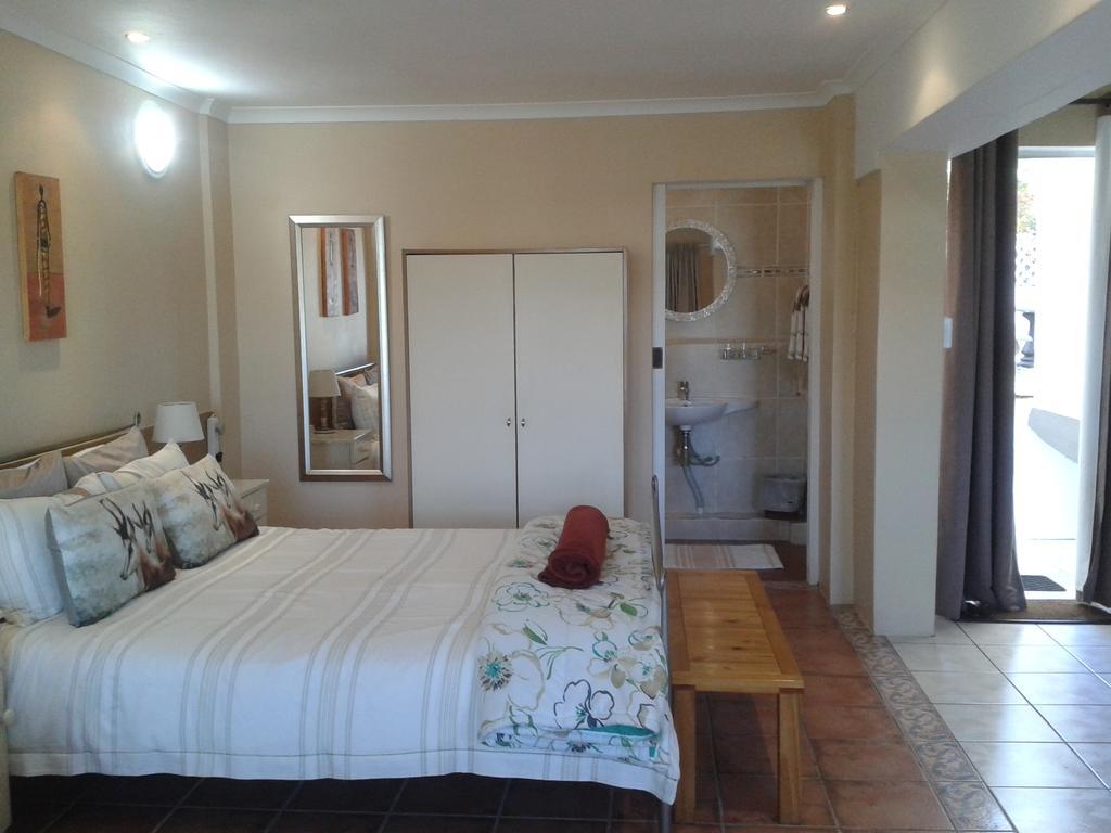 Aestas Bed & Breakfast Knysna Exteriör bild